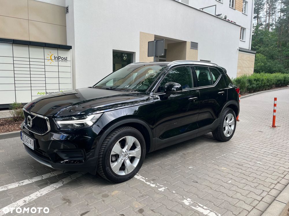 Volvo XC 40 D3 AWD Momentum Pro - 4