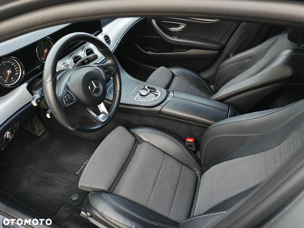 Mercedes-Benz Klasa E 220 d 9G-TRONIC Avantgarde - 23