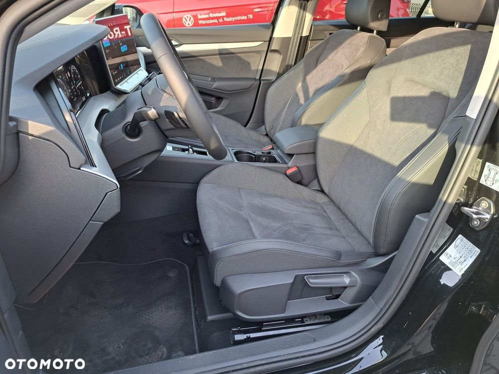 Volkswagen Golf Variant - 10