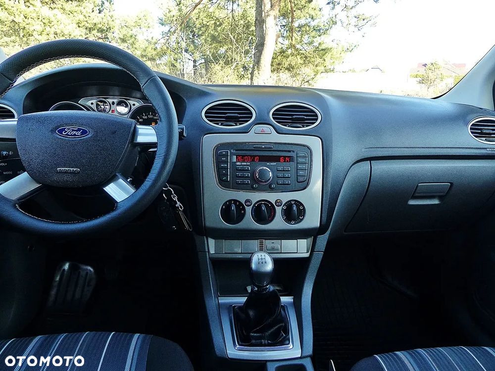 Ford Focus 1.6 Silver X - 36