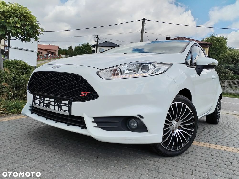 Ford Fiesta - 33