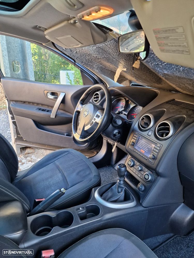 Nissan Qashqai +2 1.5 dCi Tekna Premium 18 - 9