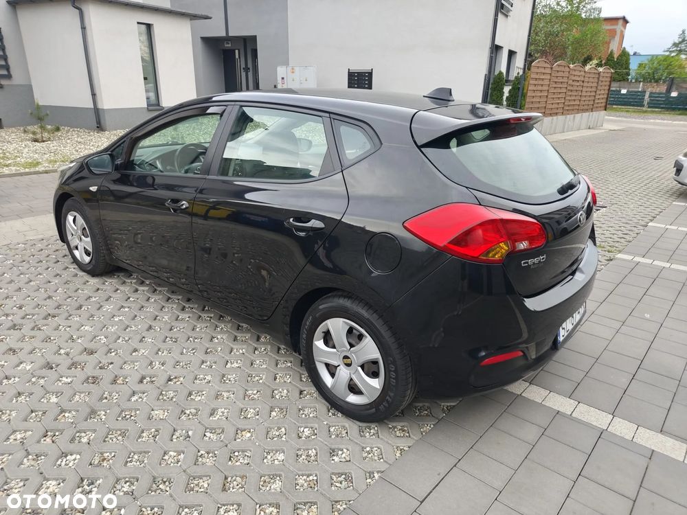 Kia Ceed 1.4 CVVT Vision - 18