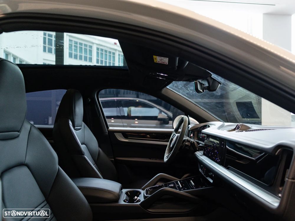 Porsche Cayenne Coupé S E-Hybrid - 26