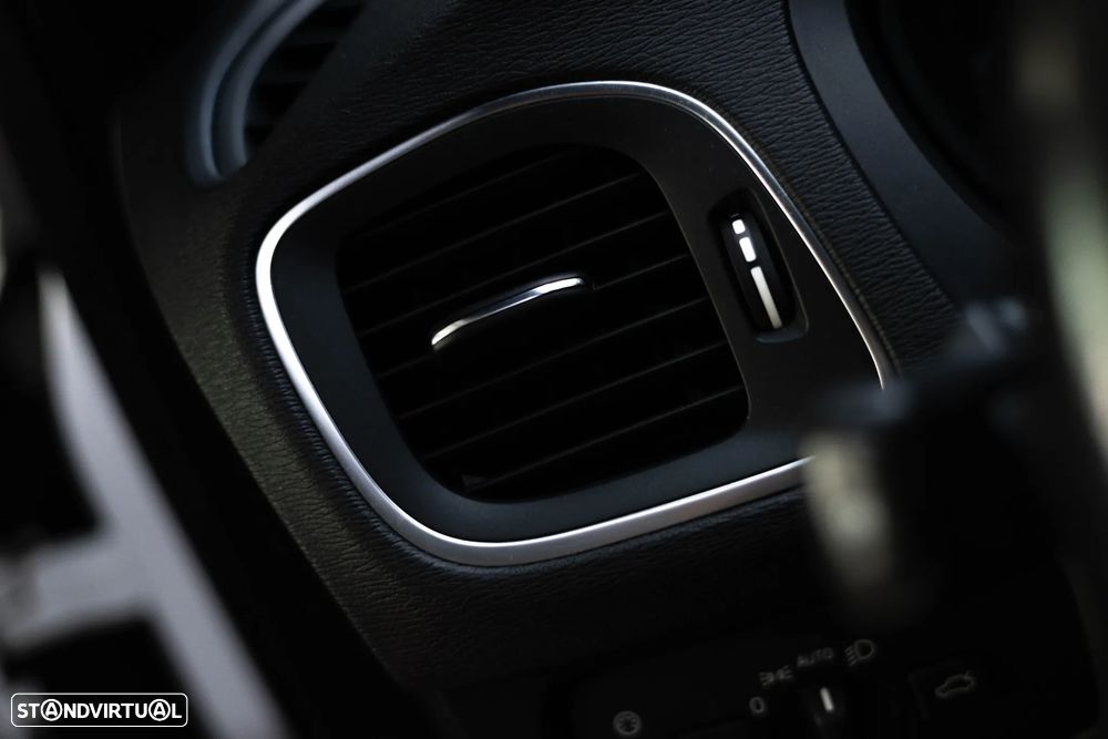 Volvo V40 D2 RDesign - 28