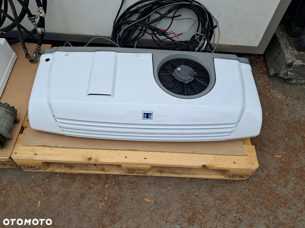 Agregat Chłodniczy Thermo King V 300 MAX 2021r. + prąd 230 V - 9