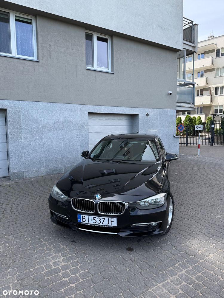 BMW Seria 3 318d - 1