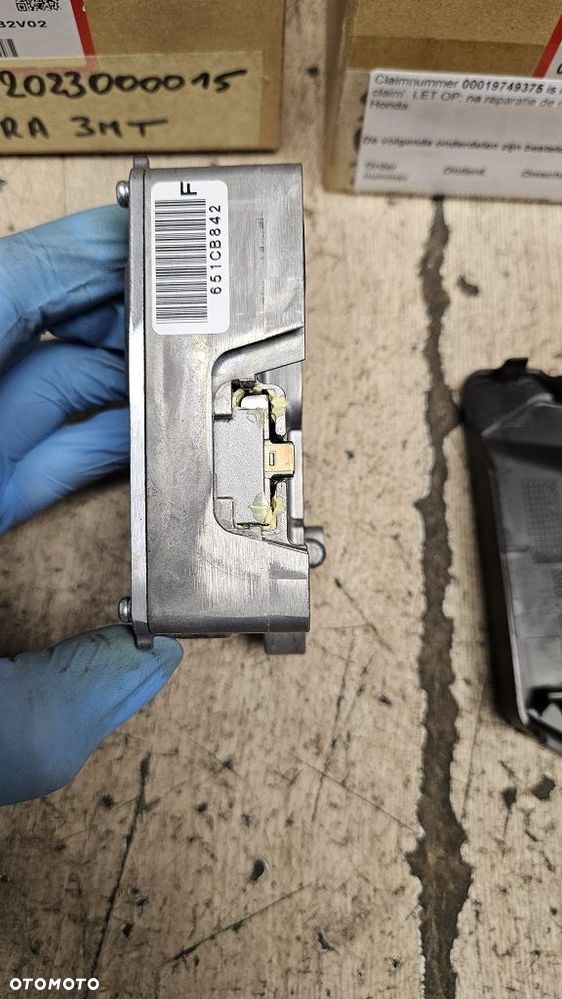 Blokada kierownicy Honda X-ADV 750 Forza  06351-MKV-305 - 11