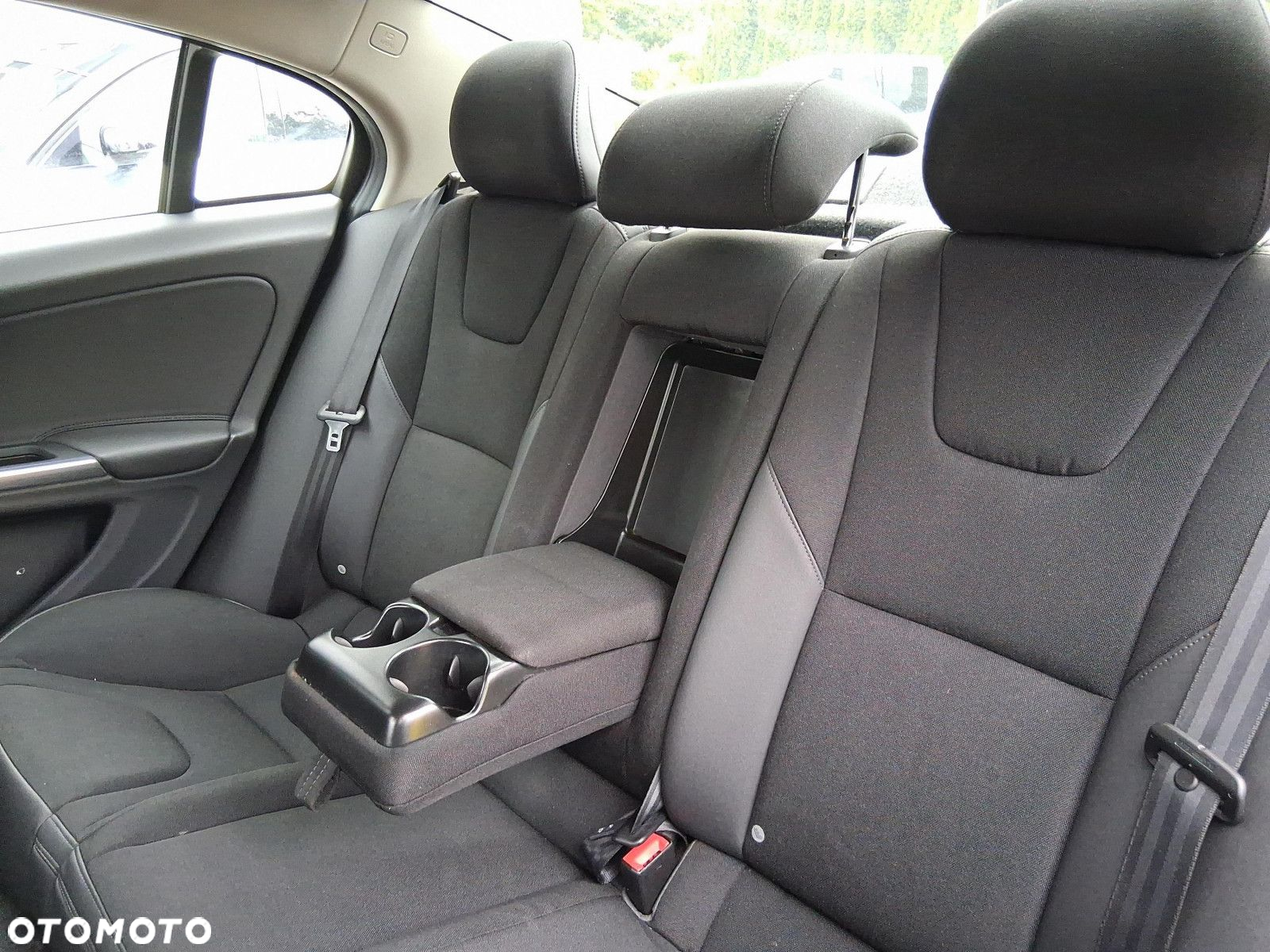 Volvo S60 - 16