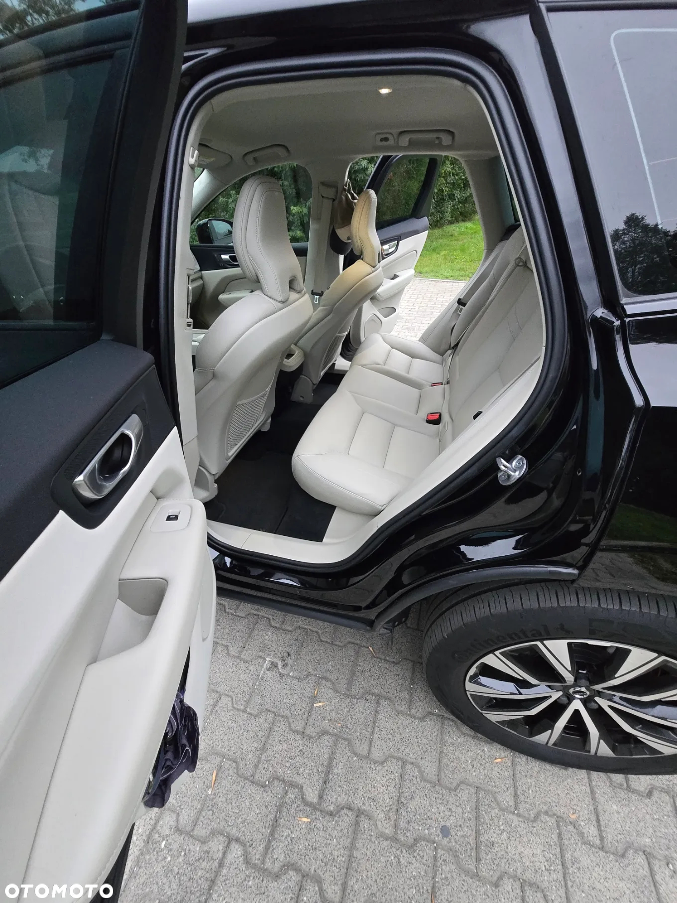 Volvo XC 60 - 4