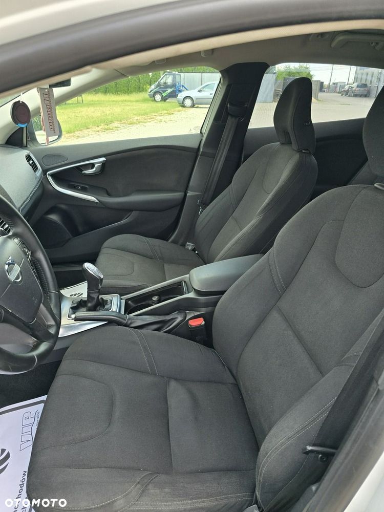 Volvo V40 - 21