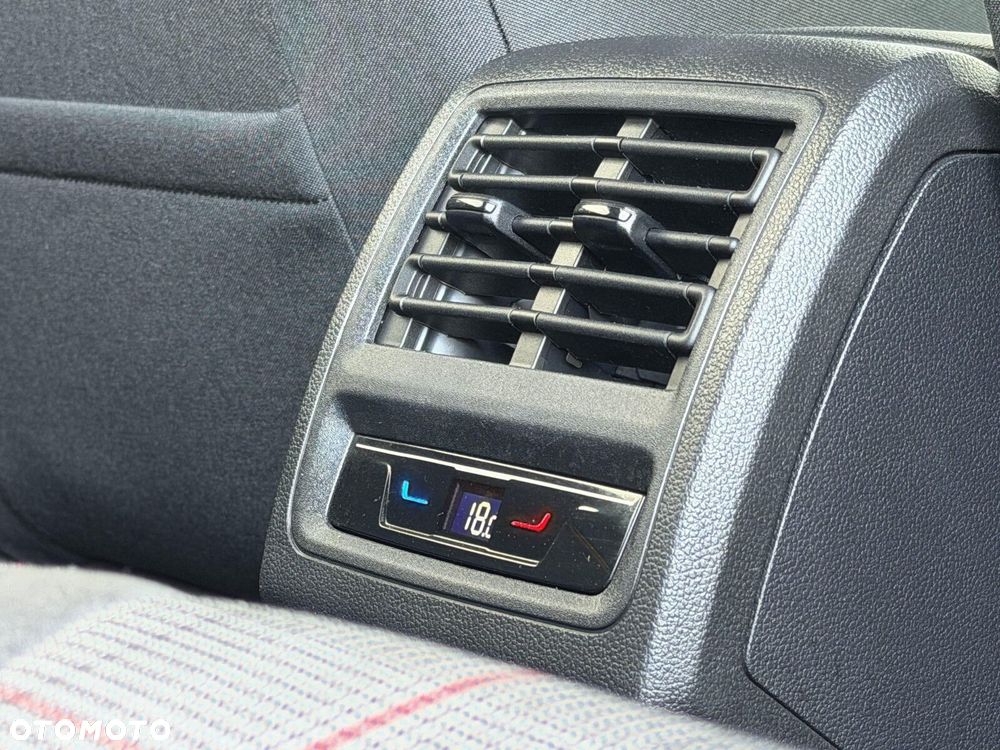 Volkswagen Golf 2.0 TSI GTI DSG - 16