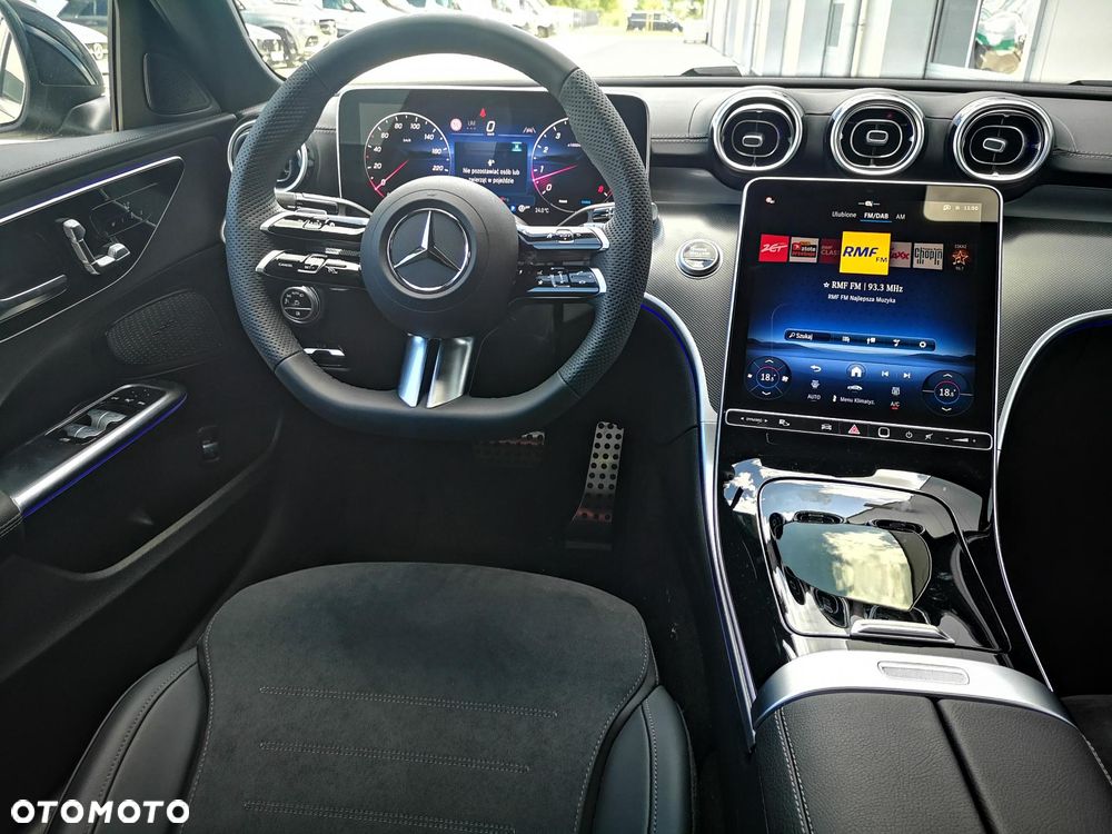 Mercedes-Benz Klasa C 200 mHEV 4-Matic AMG - 14