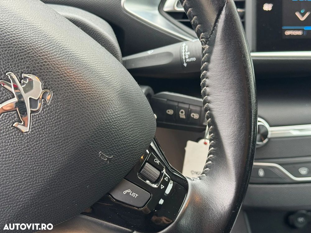 Peugeot 308 BlueHDi FAP 100 Stop & Start Active - 14