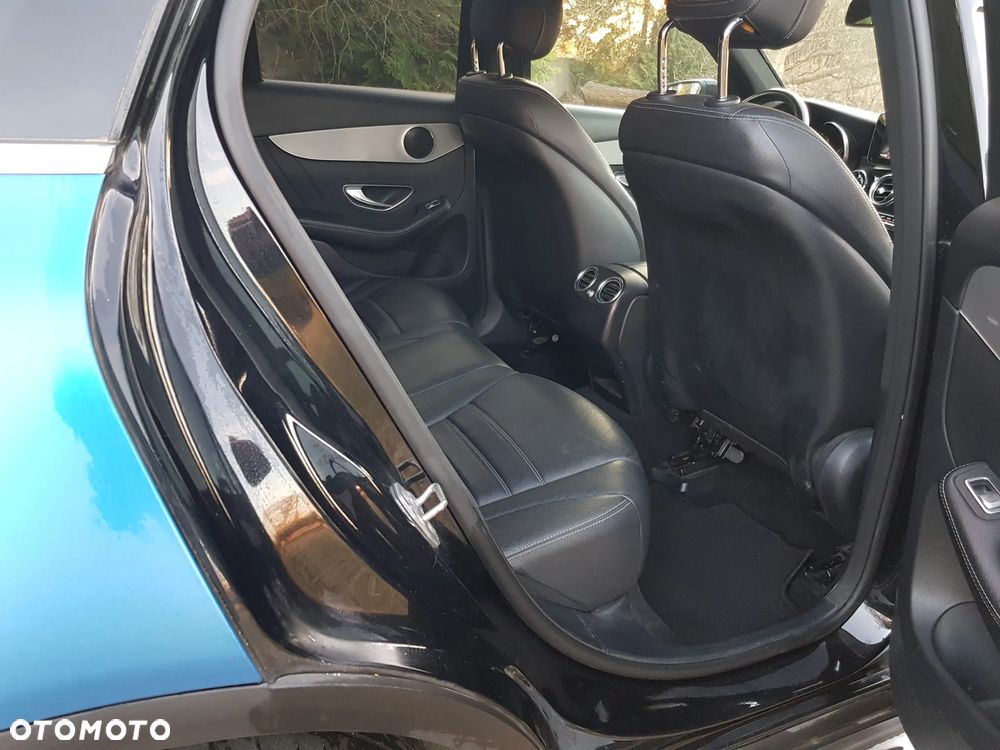 Mercedes-Benz GLC 250 d 4Matic 9G-TRONIC AMG Line - 6