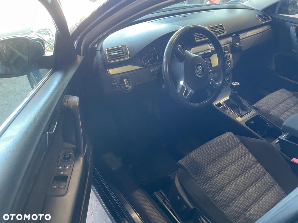 Volkswagen Passat B7 NA CZĘŚCI!!! Kolor: LH5X - 6
