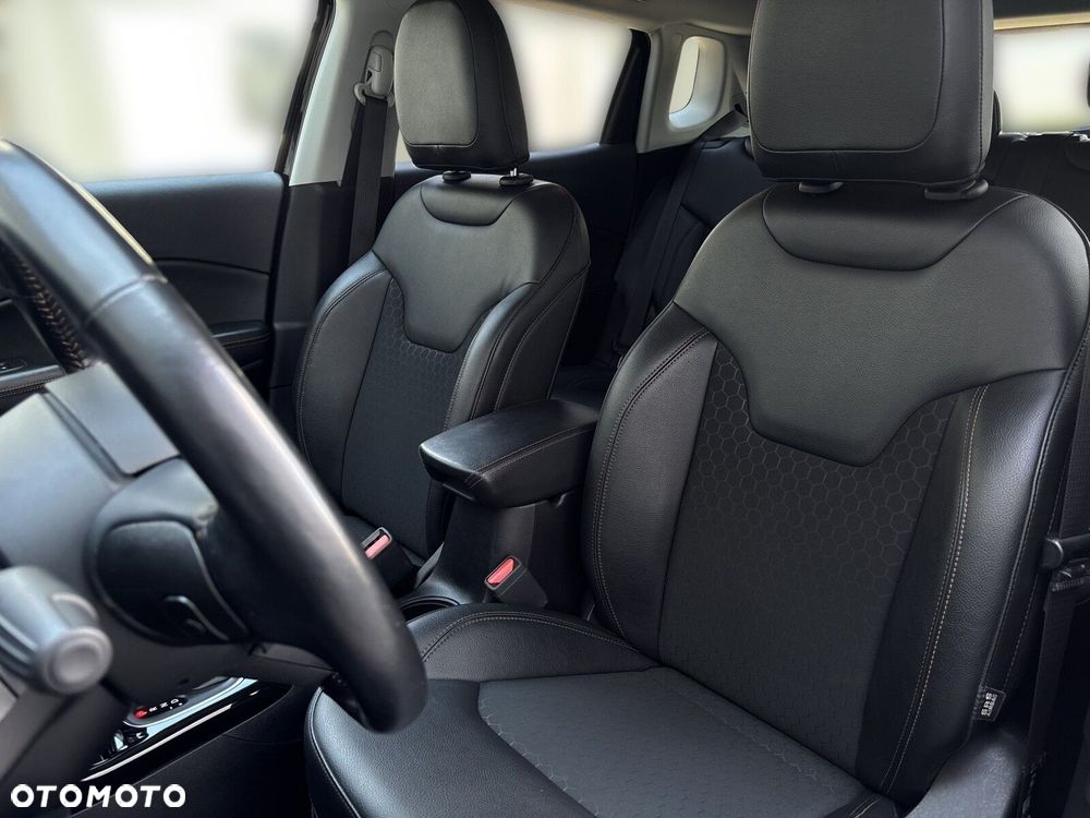 Jeep Compass 1.3 TMair Limited FWD S&S DDCT - 33