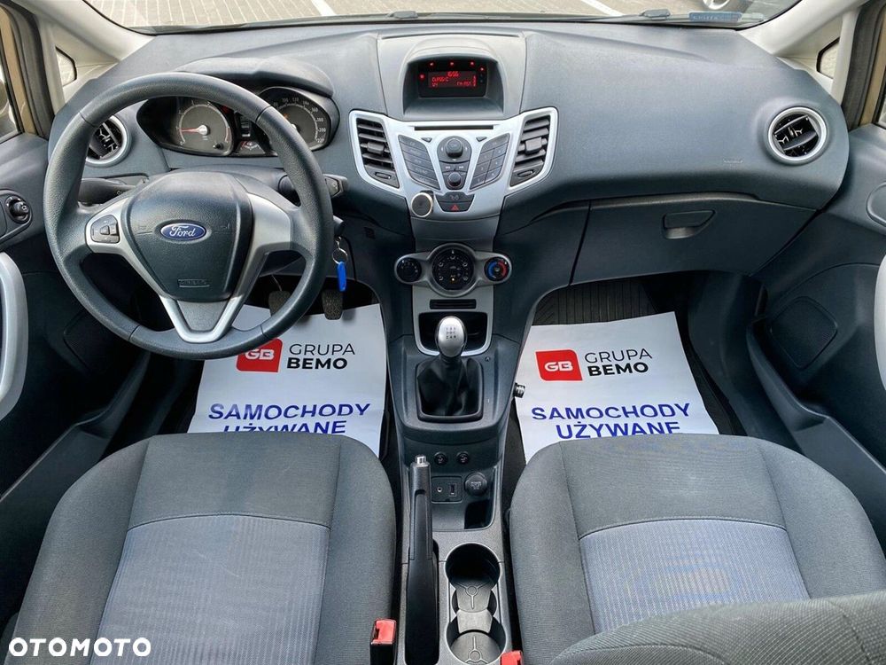 Ford Fiesta 1.25 Silver X - 17