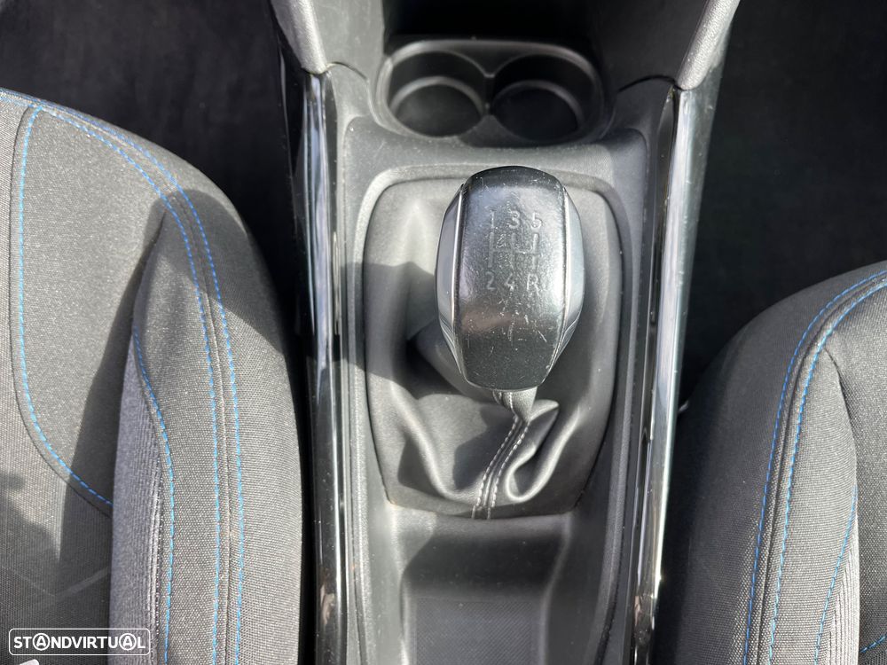 Peugeot 2008 1.5 BlueHDi Signature - 39