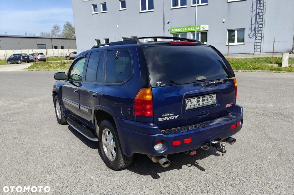 GMC Envoy - 8