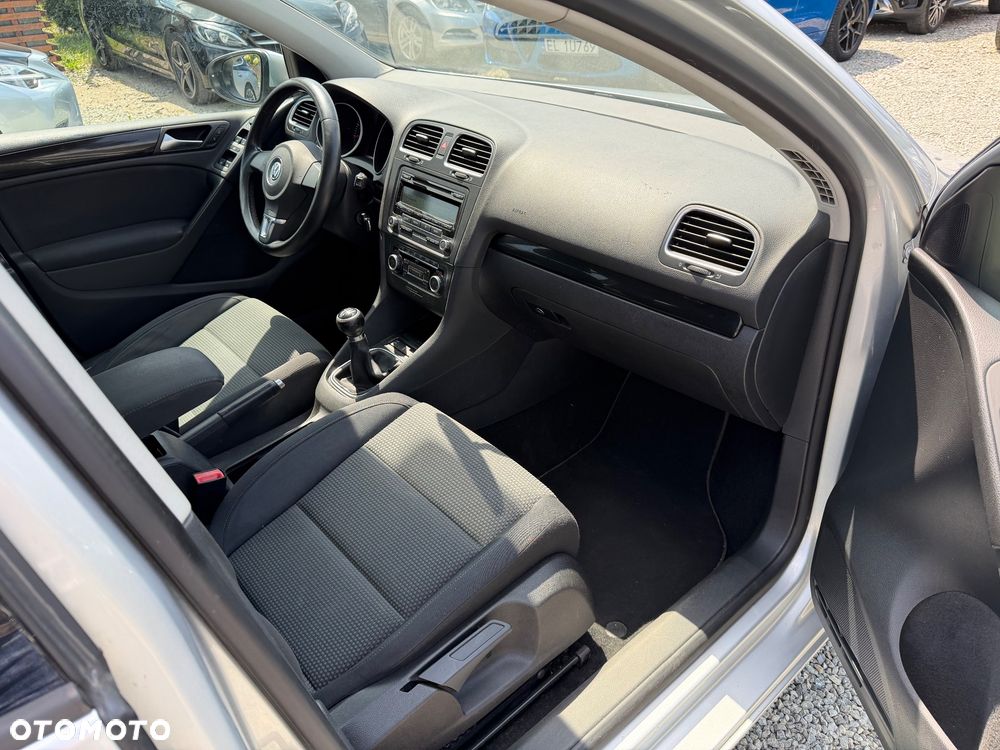 Volkswagen Golf 1.6 United - 22