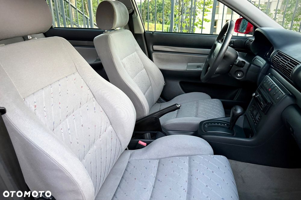 Audi A4 Limousine - 25