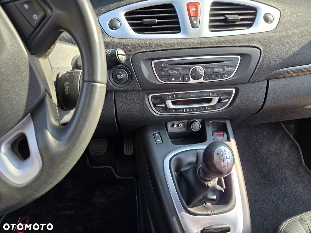 Renault Grand Scenic - 9