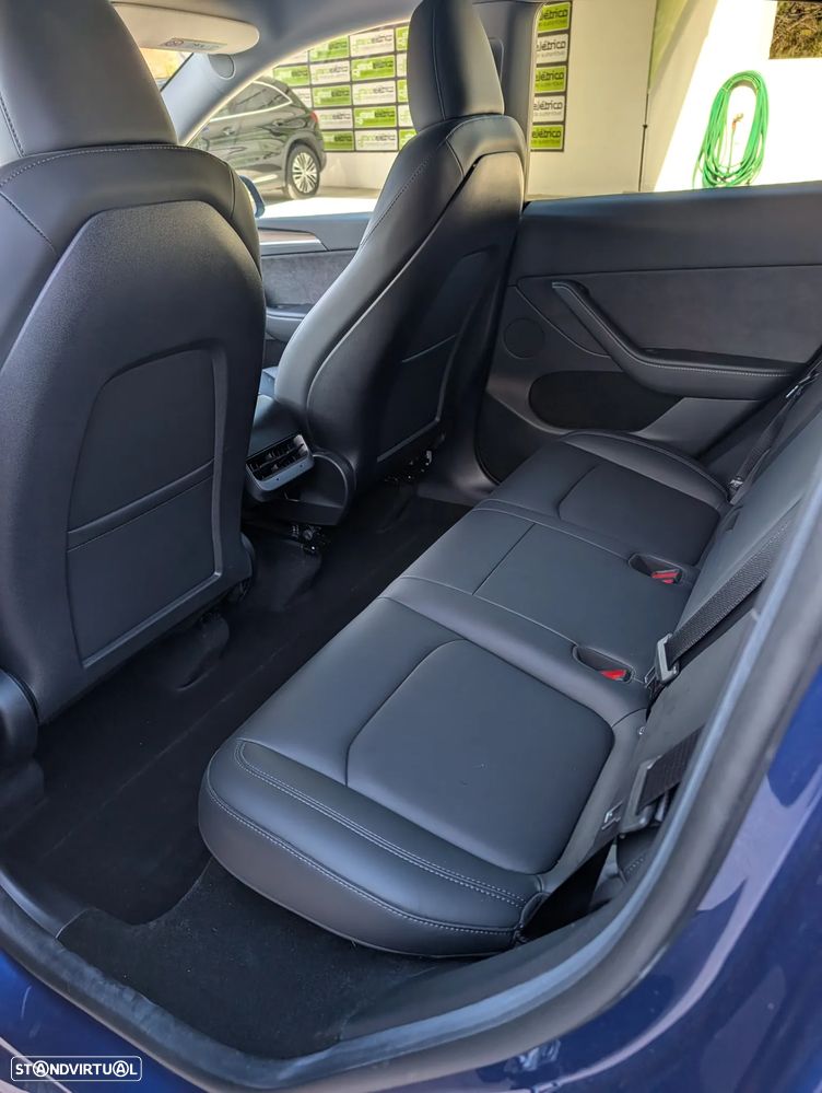 Tesla Model Y Standard - 10