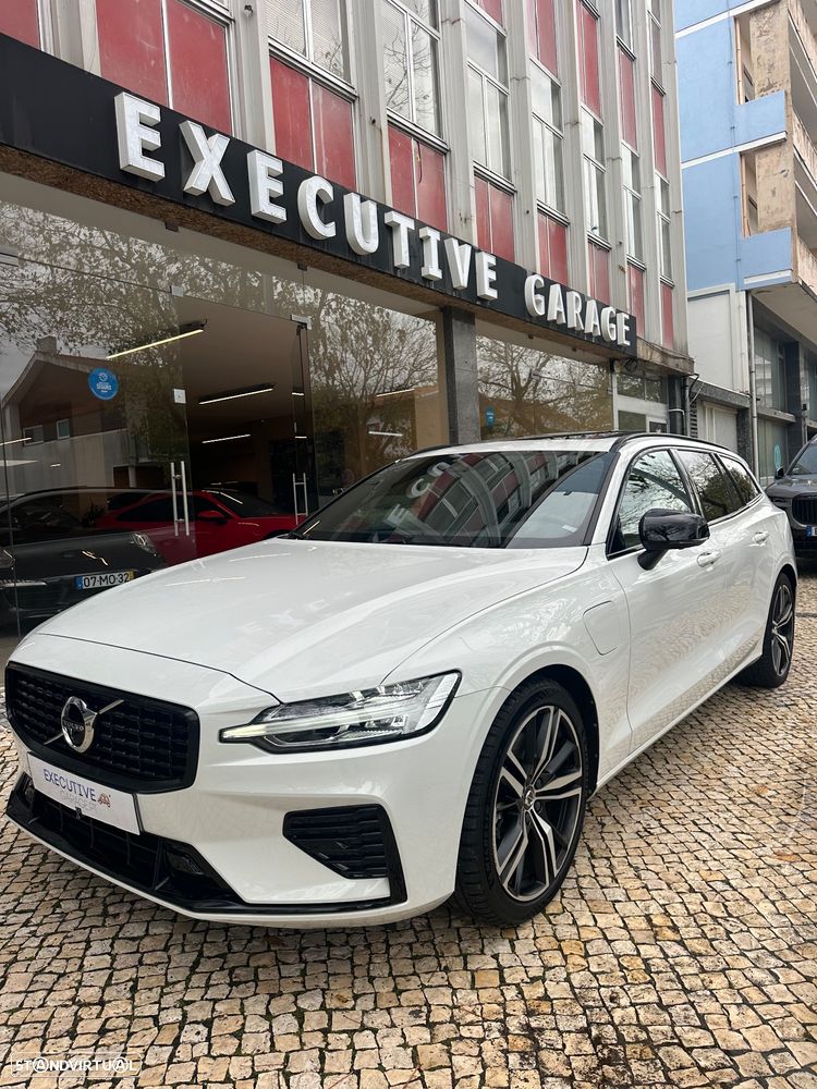 Volvo V60 2.0 T8 AWD TE R-Design - 1