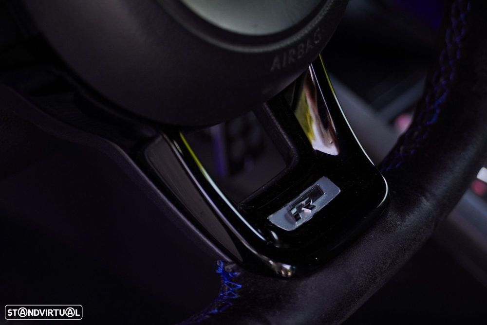 VW Scirocco 2.0 TSI Sport DSG - 32