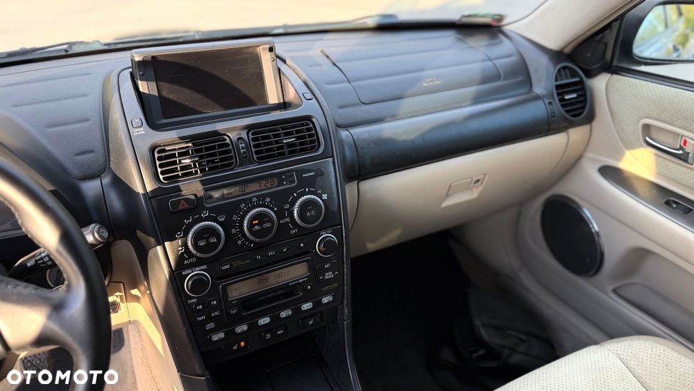 Lexus IS 200 Prestige - 26