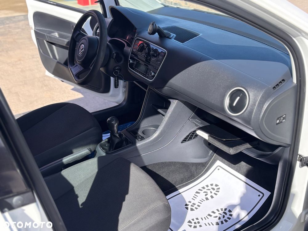 Volkswagen up! - 10