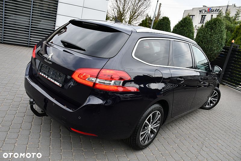 Peugeot 308 BlueHDi FAP 120 EAT6 Stop & Start Allure - 4