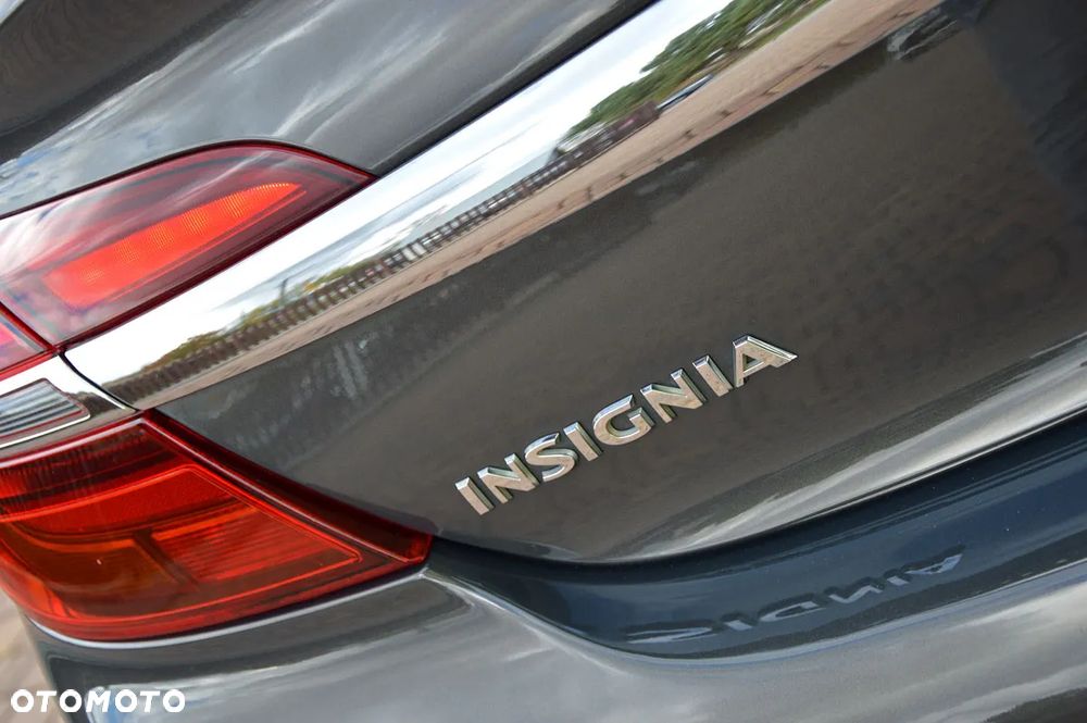 Opel Insignia 2.0 CDTI Cosmo S&S - 28