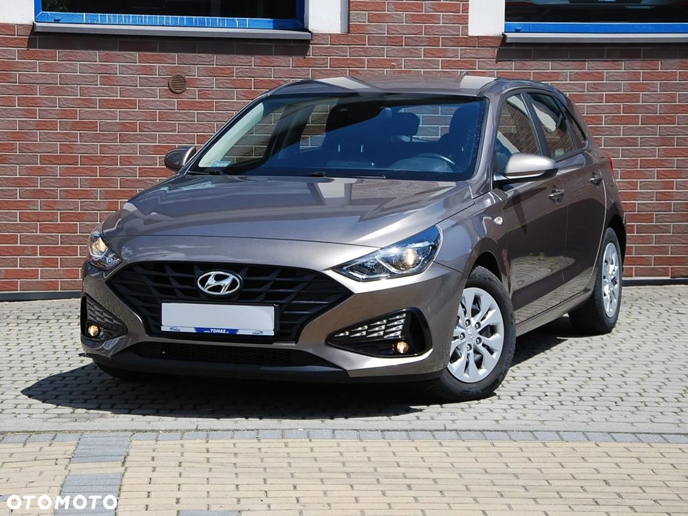 Hyundai i30 - 23