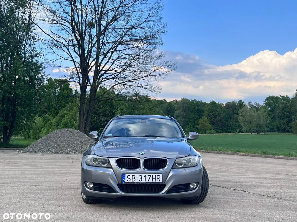 BMW Seria 3 320i - 8