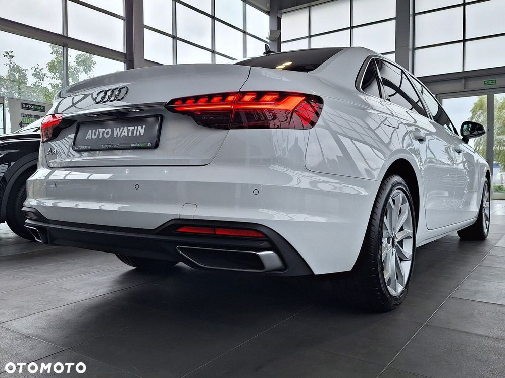 Audi A4 Limousine - 12