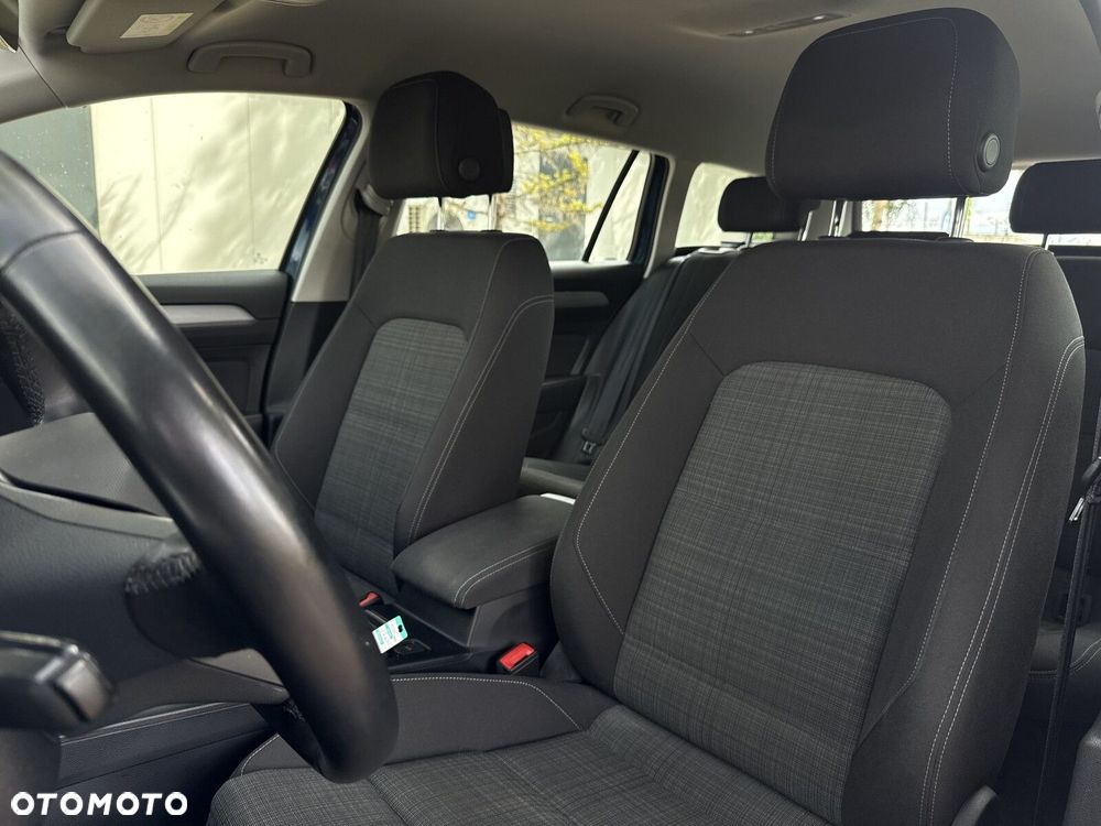 Volkswagen Passat 1.5 TSI EVO Business - 13