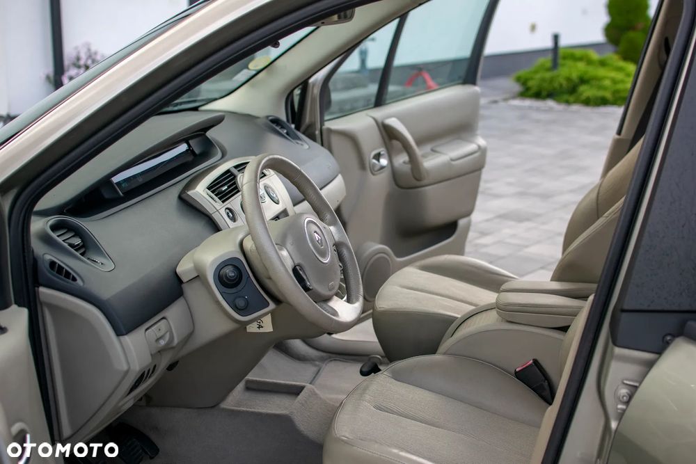 Renault Scenic - 6