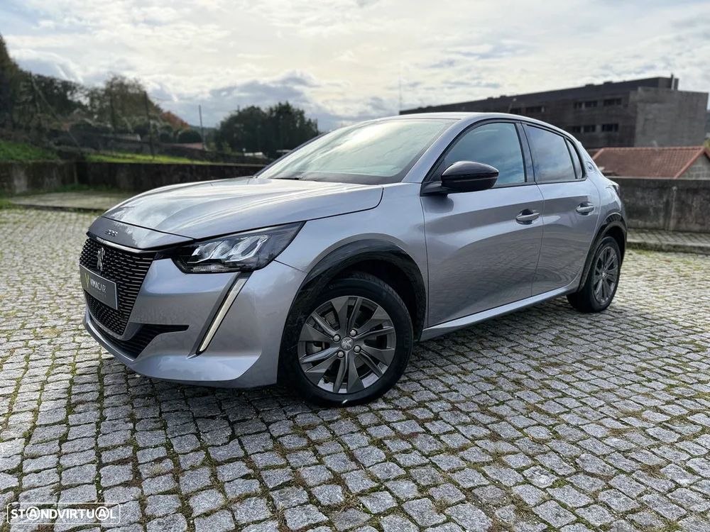 Peugeot e-208 50 kWh Allure - 18