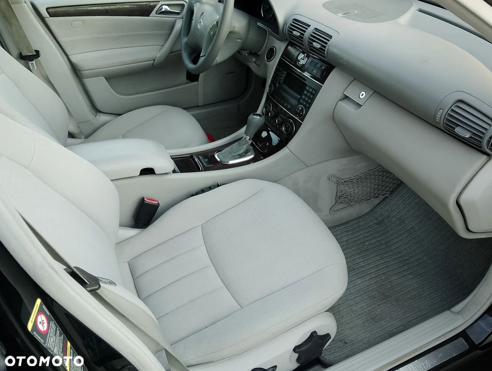 Mercedes-Benz Klasa C - 17