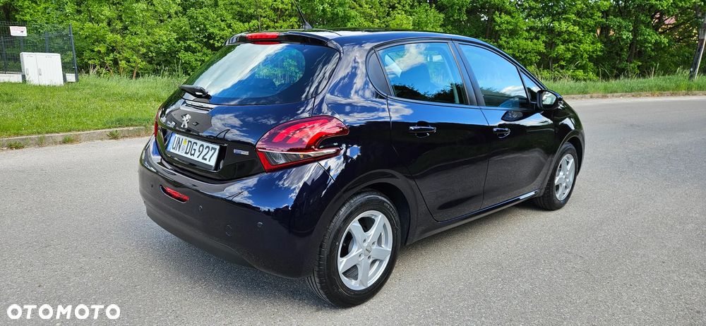 Peugeot 208 - 3