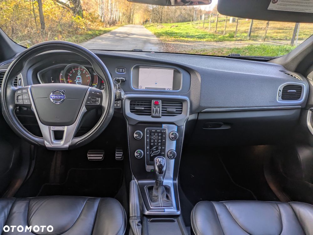 Volvo V40 T5 Geartronic R Design - 10
