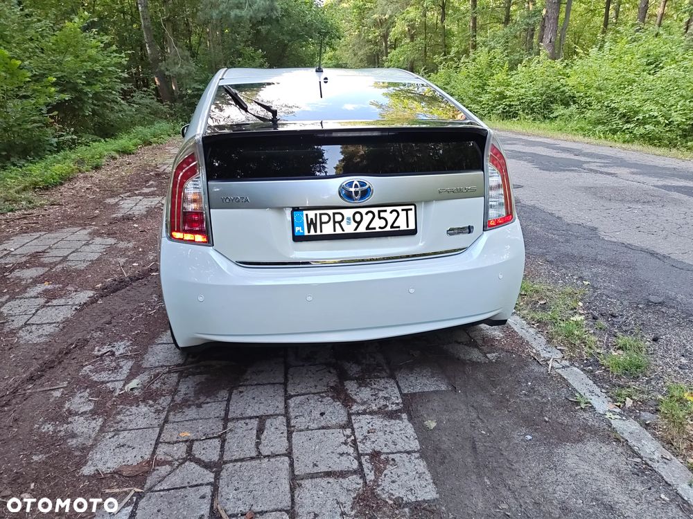 Toyota Prius 1.8 HSD Sol - 2