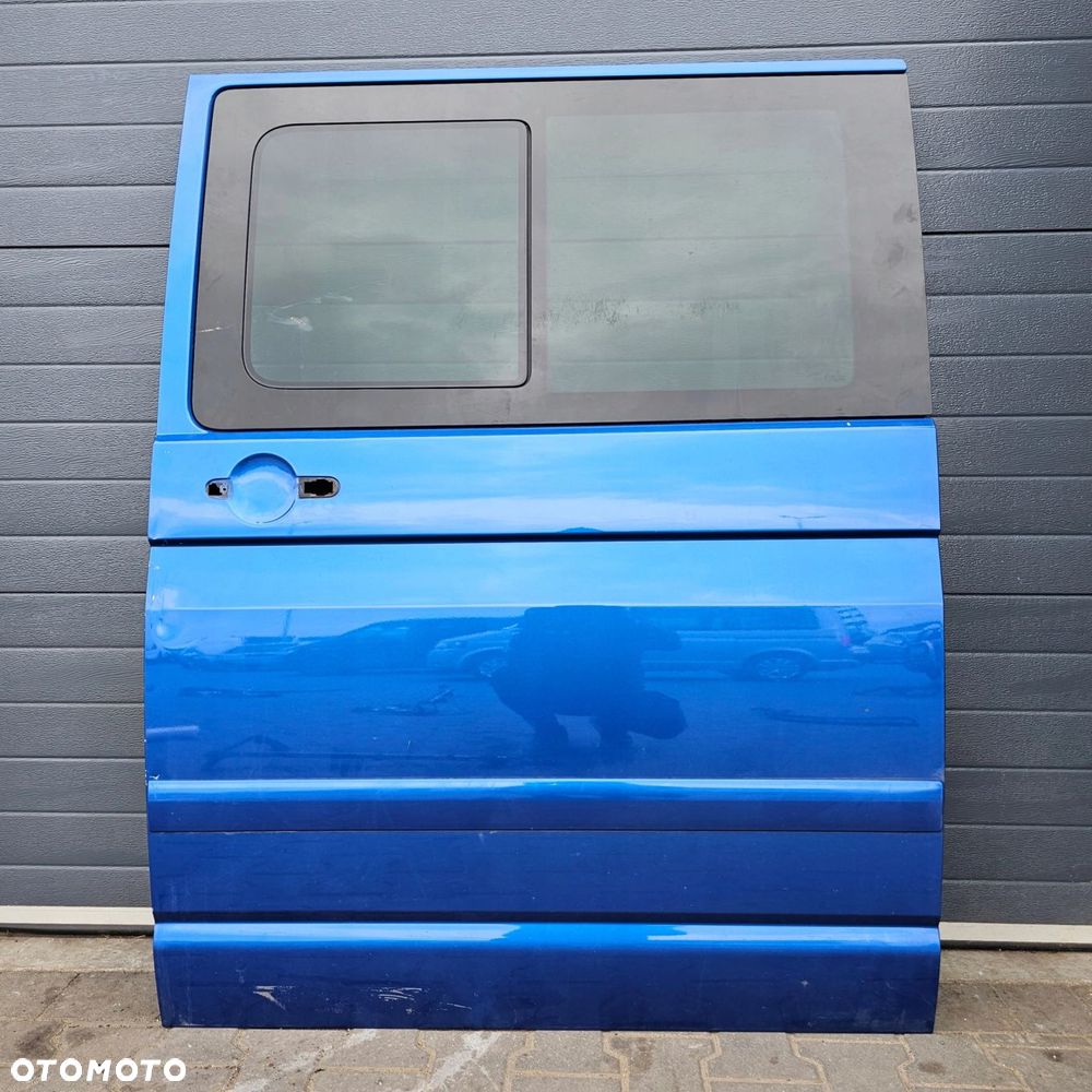 VW T5 drzwi przesuwne lewe niebieski LA5W - 1