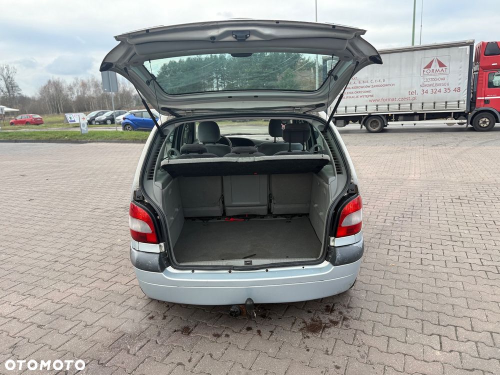 Renault Scenic 1.6 16V Authentique - 19