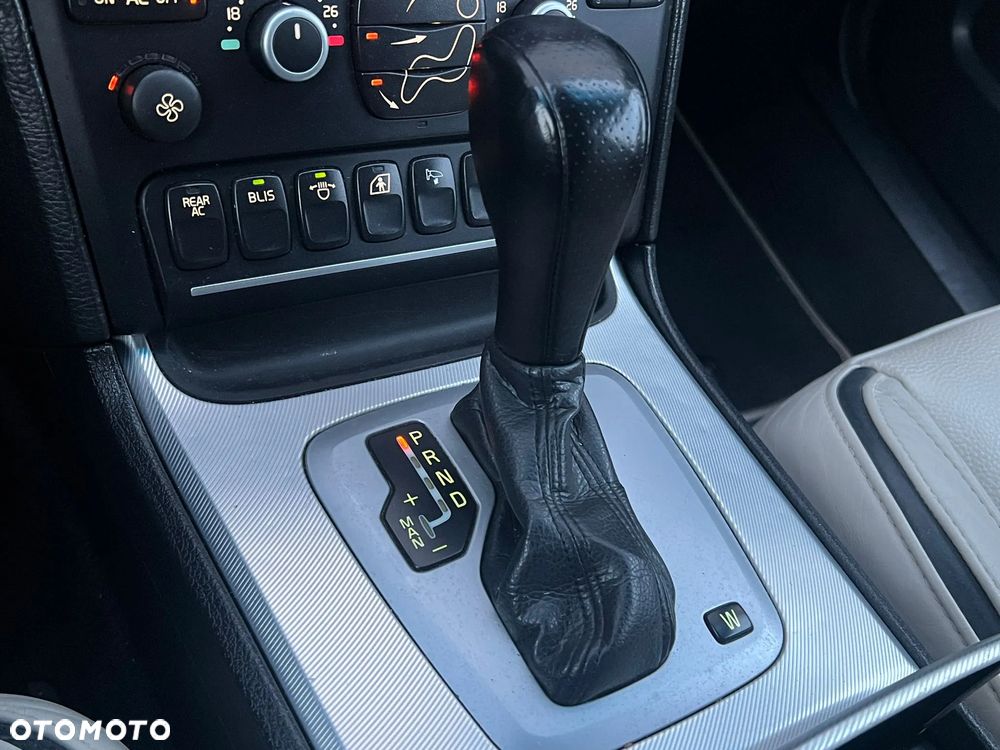 Volvo XC 90 - 7