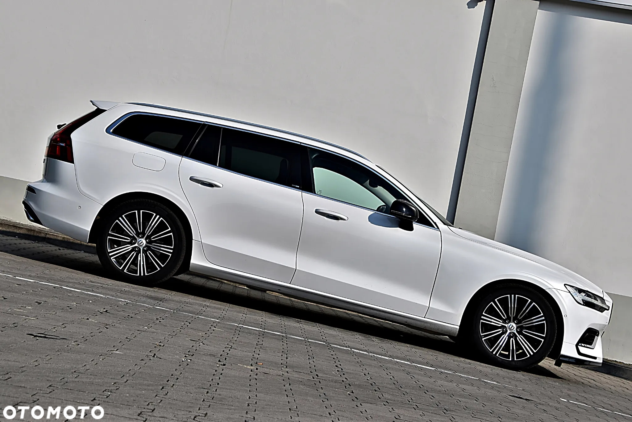 Volvo V60 T6 AWD Recharge Geartronic Inscription Expression - 7