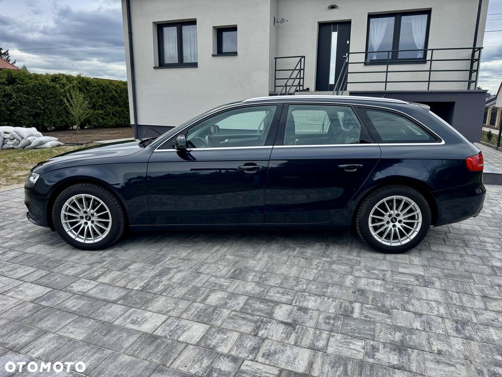 Audi A4 Avant - 6