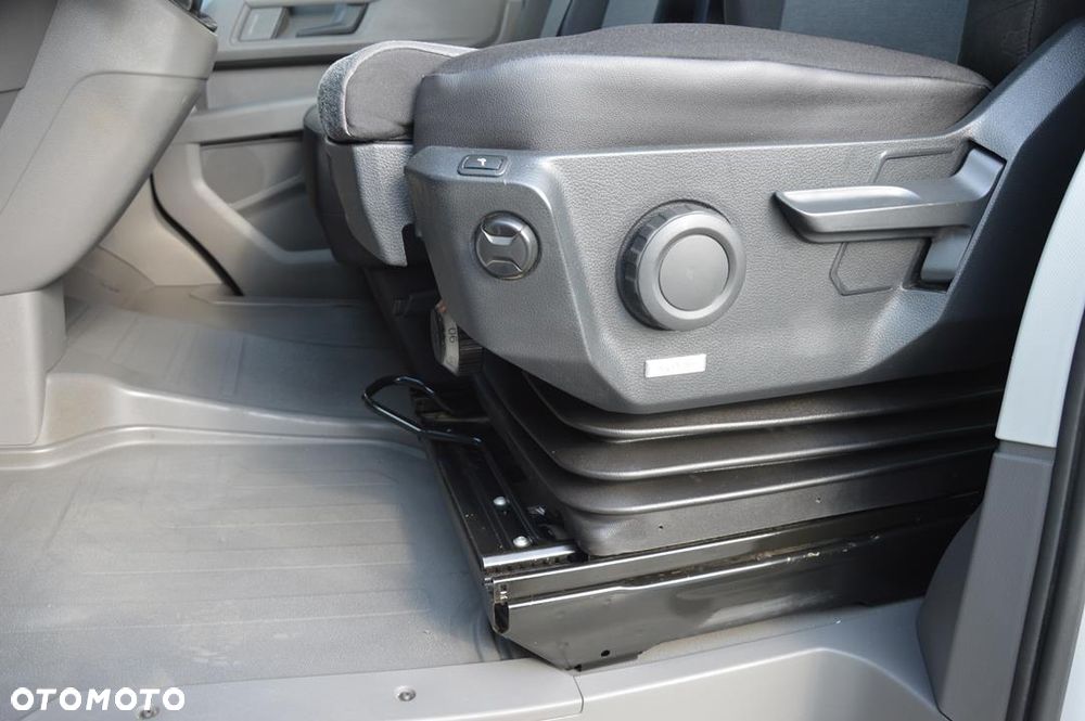 Volkswagen Crafter - 24